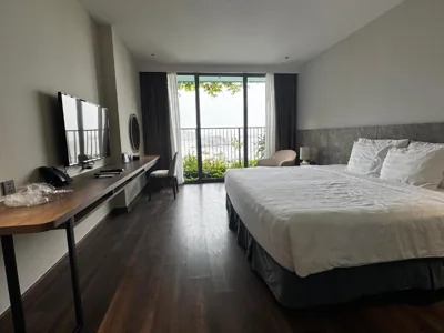 Habitación Deluxe doble o twin con vistas al mar — The Coastal Retreats with Mountain or Sea Views at Flamingo Cat Ba Resort with Private Beach and Onsen